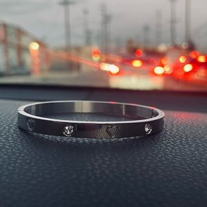 Women’s Stainless Steel Bracelet